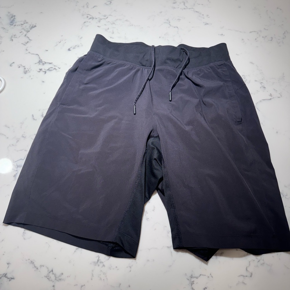 Mens Small Lululemon 9in Inseam Black Shorts